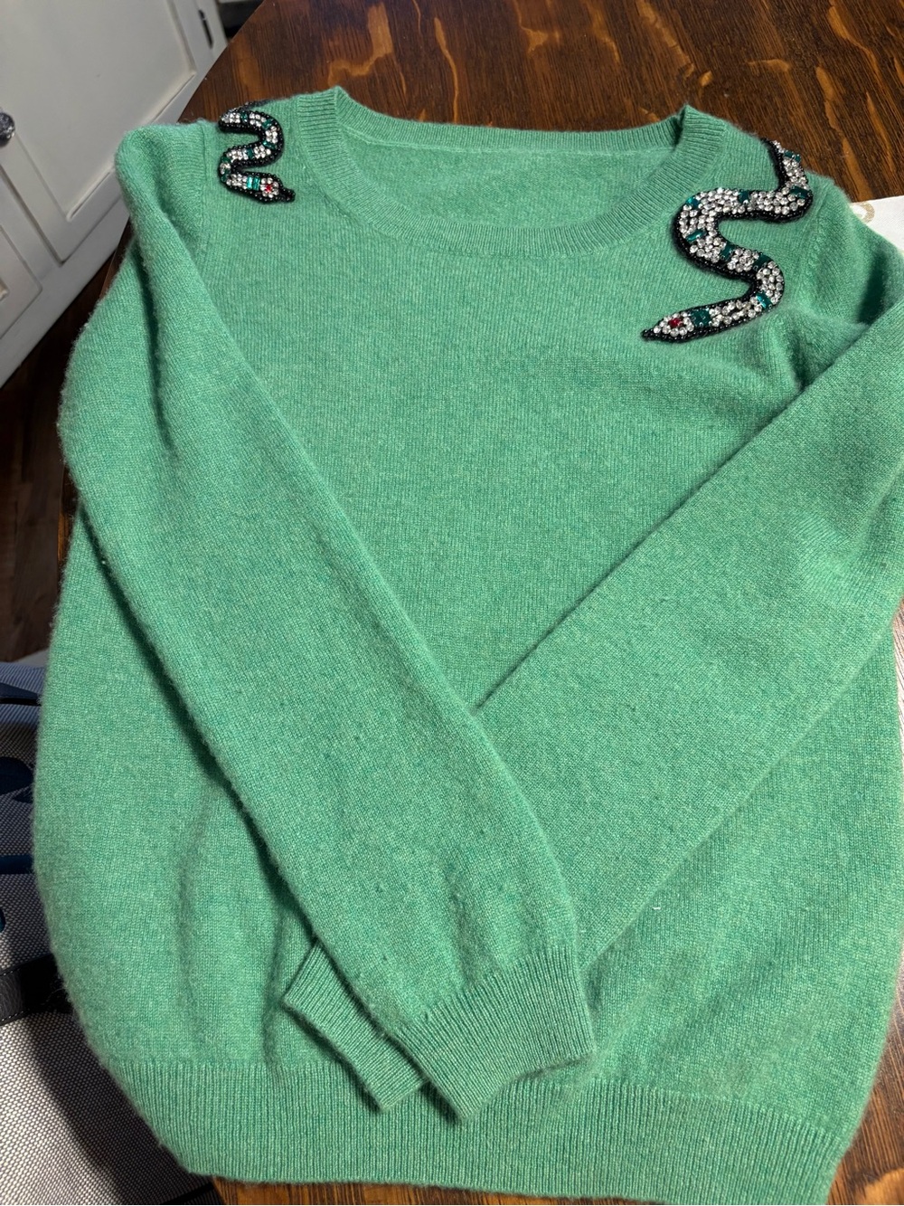 Green Embellished Shoulder Sweater - Women's Crewneck Cashmere